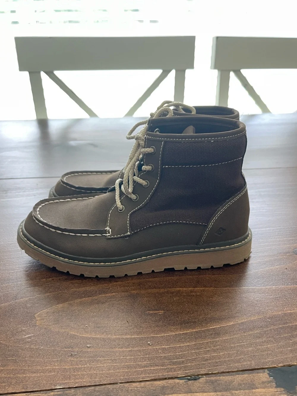 Boy’s Sperry Top-Sider Brown Leather Hi-Top Rudder Boots